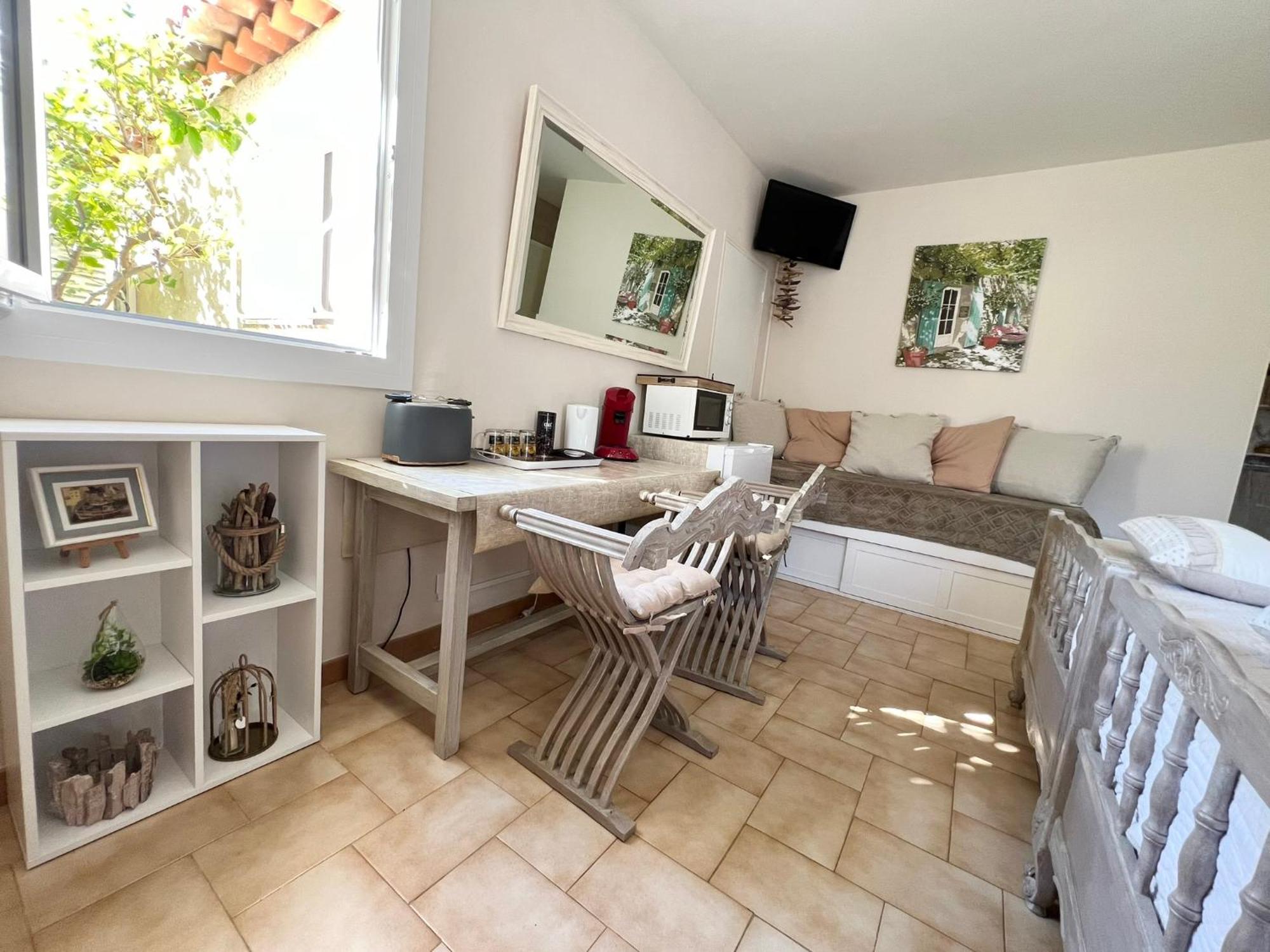 Bastide Du Levant แซ็งต์-แมกซีม ภายนอก รูปภาพ